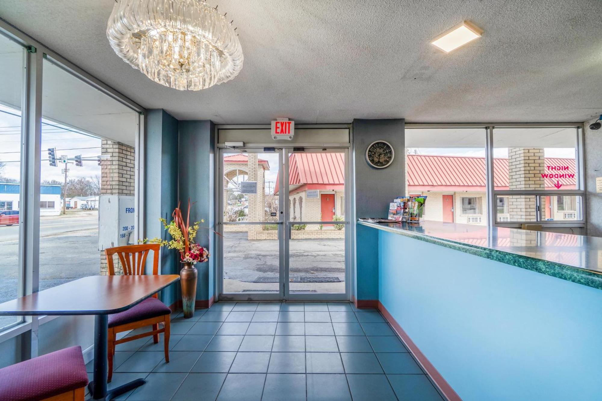 Motel Ozark Junction By Oyo 2*