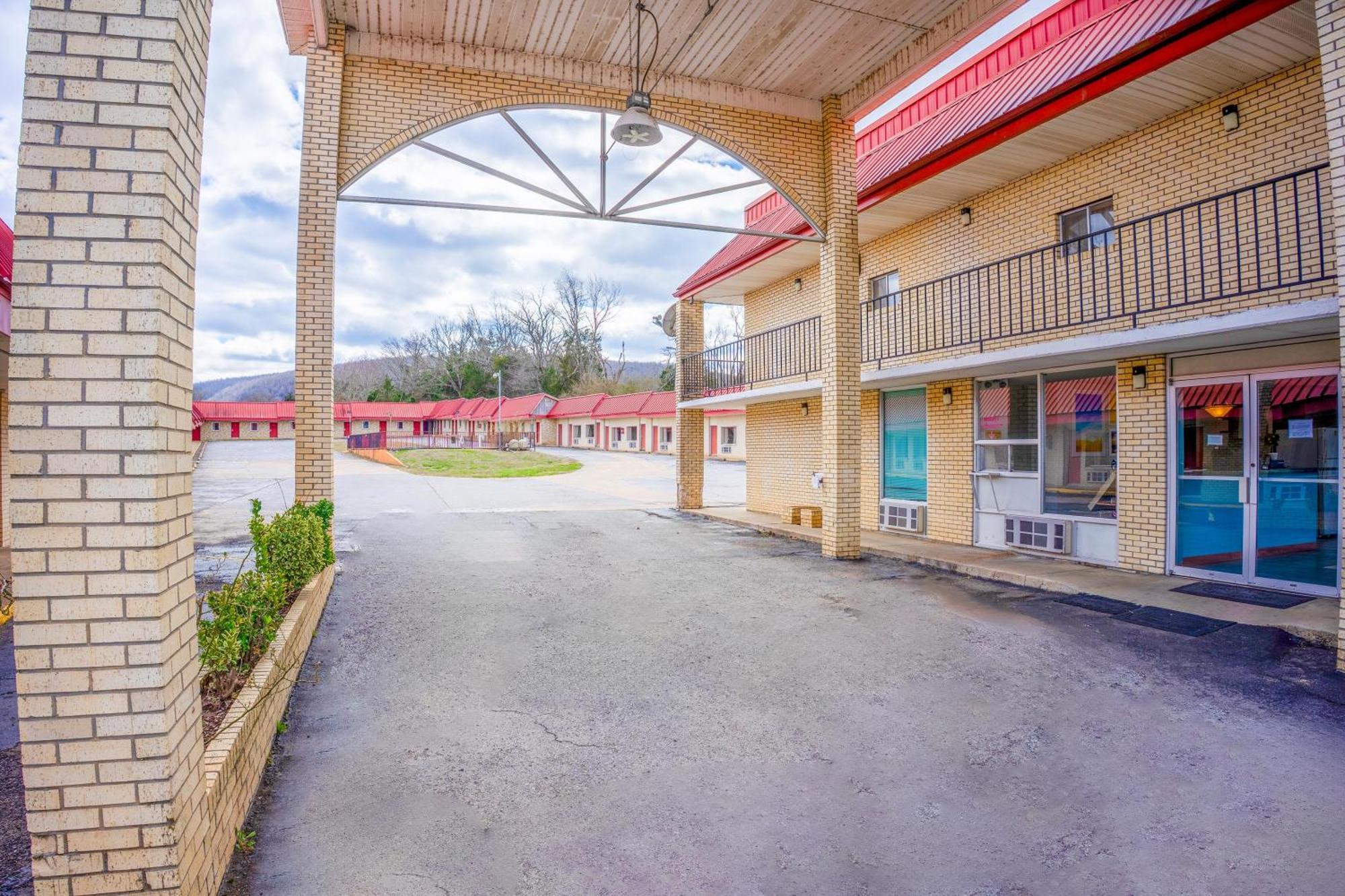 Motel Ozark Junction By Oyo Mountain View