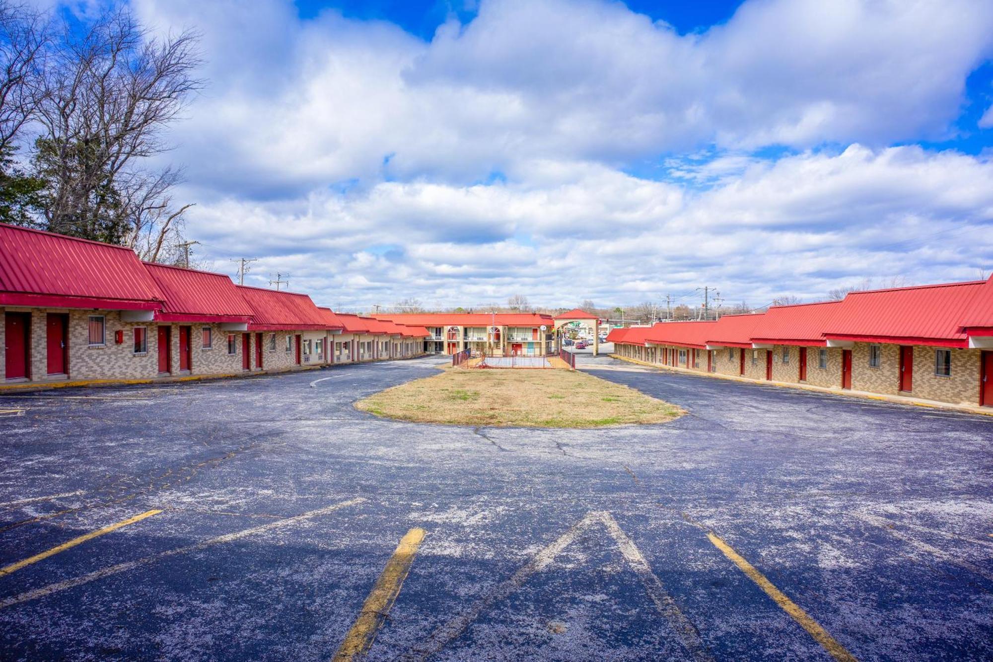 Ozark Junction By Oyo 2* Mountain View